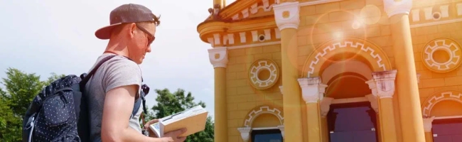 Featured image for Tour guide: job description